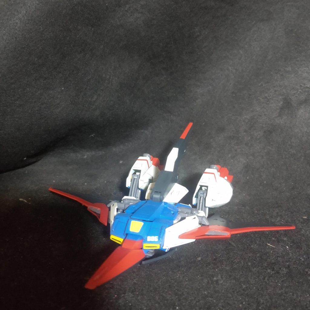 これが シューターモードこのシリーズ  ZZだけ 持ってないんだなあー  再販かからないかなぁーファーストガンダムわ 絶版らしいがその当時  マークⅡ～ZZの 絶版の告知なかったから  安心してたがやはり 絶版か？
