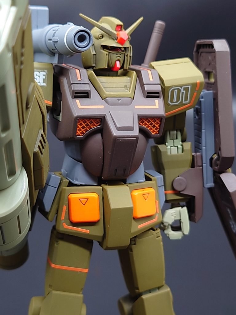 実は カメラアイの上に被せる 赤いクリアパーツは、妖怪パーツ隠しのえじきになっちゃいました(汗)どこ行っちゃったかな?