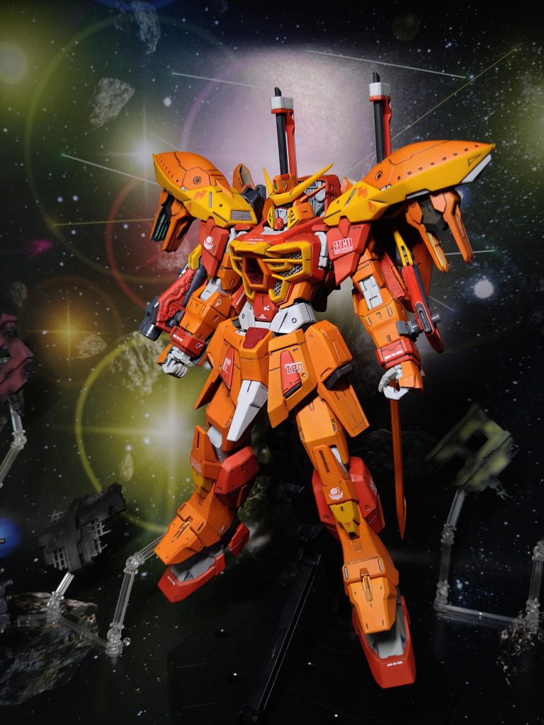 前面近接戦特化型であり、本来のソードカラミティーよりも武装を増加しており、攻撃力・防御力共に強化している