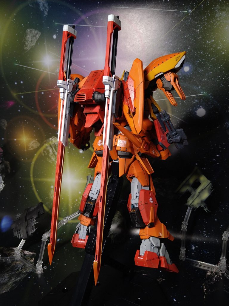 背面本来の対艦刀ではなくソードインパルスのエクスカリバーに変更斬撃のリーチも伸びた