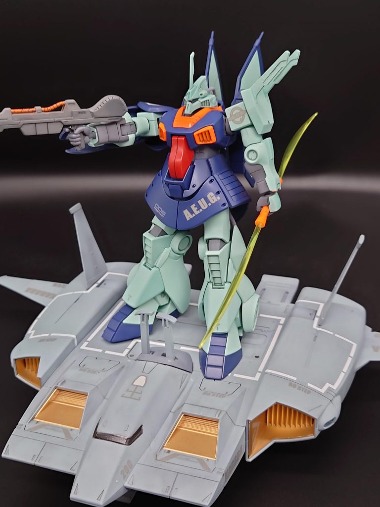 先日作った　ガンダムベース限定のドダイ改に乗せてみました！