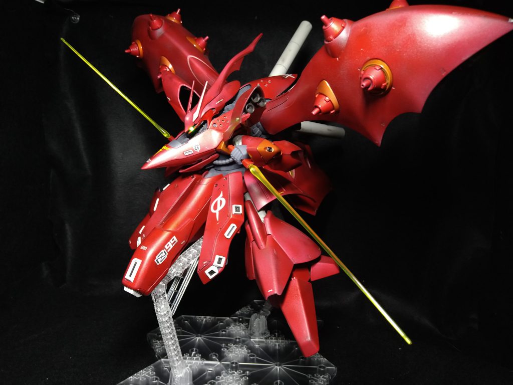 ビームサーベル装備サイズがMGと同じで見た目の迫力がある