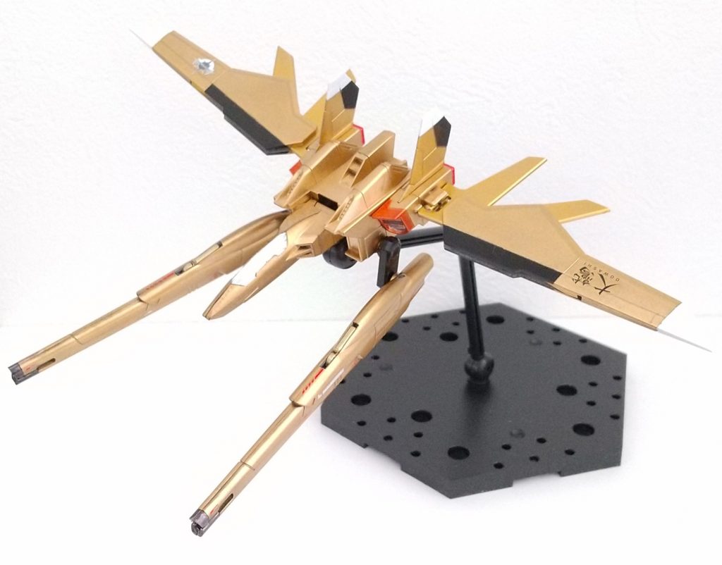 付属のビルドブースターは、オオワシ装備風に。