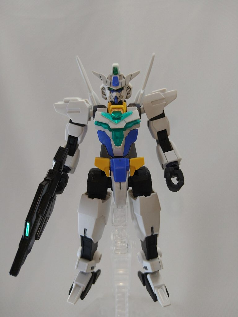 コアガンダムⅡは青くしてます。ツインアイは蛍光色で塗っているのでUVライト当てると光ります。