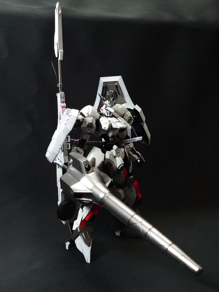 重増装備。肩シールドも増層できるけど、ランス装備時はバランスや取り回しを考慮して無し。