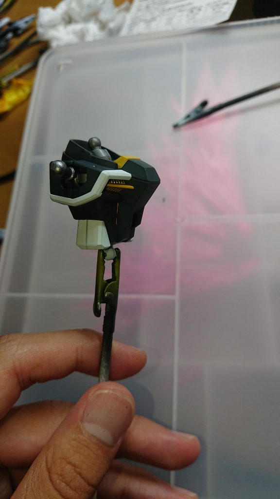 今回は特にスジボリや延長工作等はしてません。キットの出来がいいのでそのまんまです