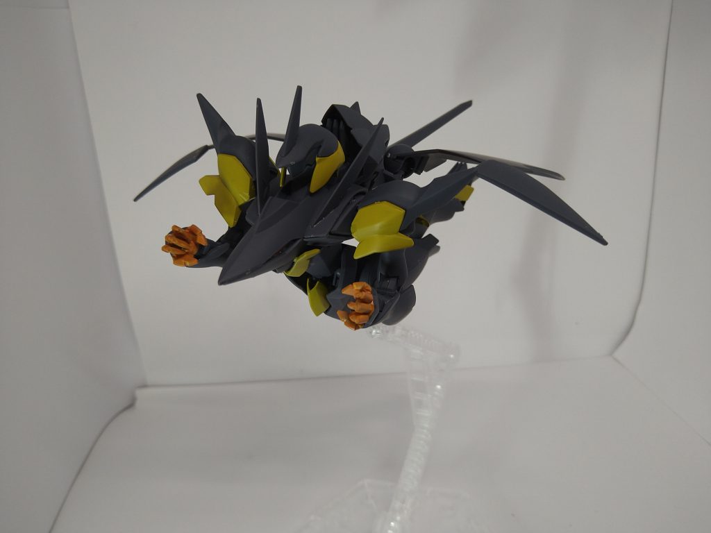 もちろん特徴的な可変も可能。ここからは他のキットとの組み合わせを。