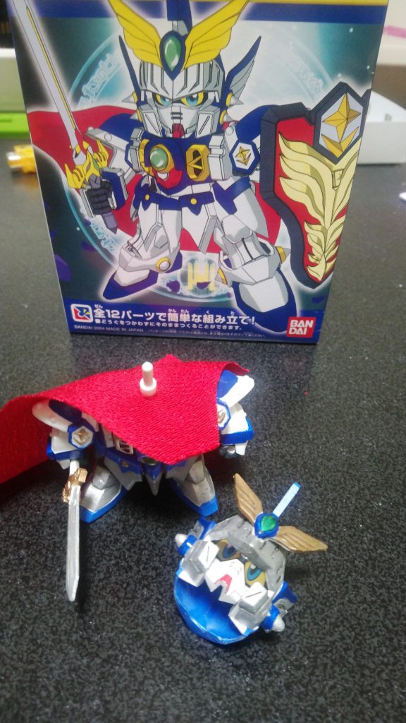 こうやってざっくりかぶせて余剰部分をカットすれば