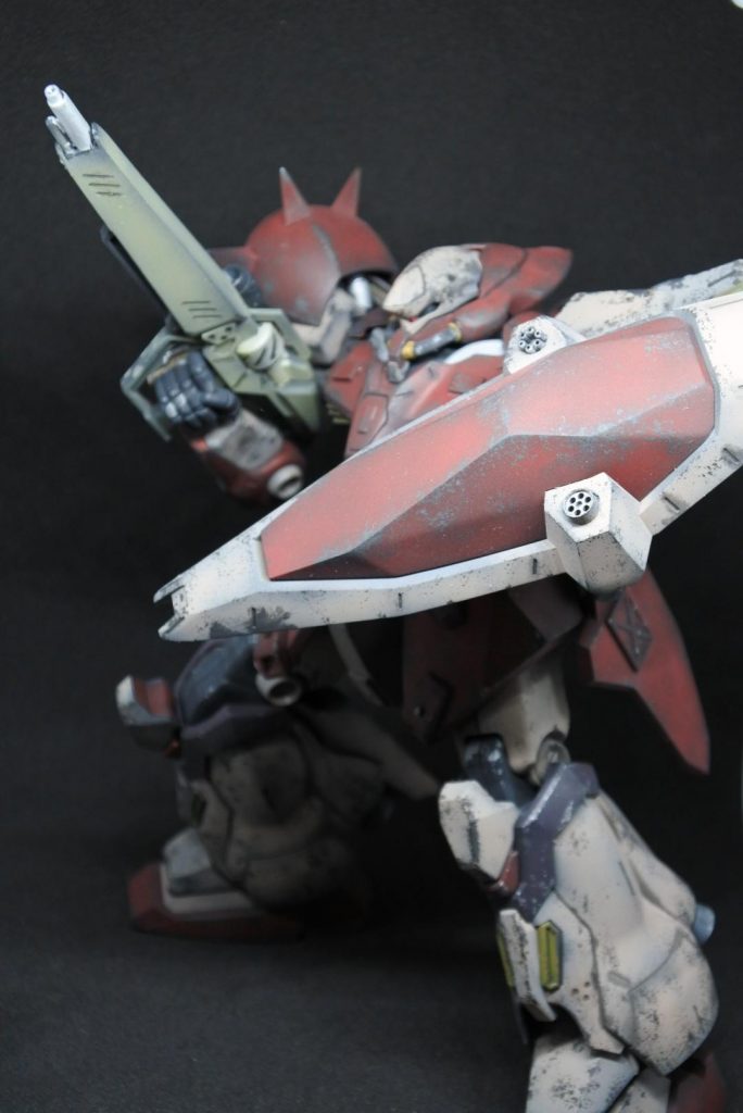 この重厚感がたまらねぇなぁ…