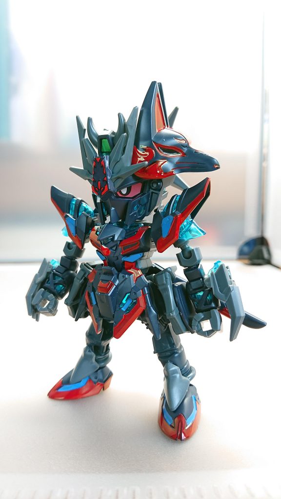 佐助デルタガンダム脚部以外のところは全てガンダムマーカーで塗装額だけシール