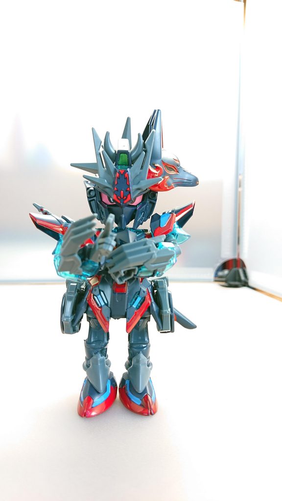 最後に箱絵ポーズ今回の製作で改めてガンプラのボールジョイント等のオプションパーツの有り難みを知りましたこれからも様々なSDガンダムの手足延長の工作に挑戦していきたいと思いますそしていつかジョイント単品で発売してほしい