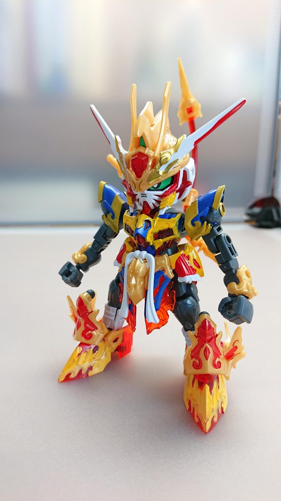 悟空インパルスガンダム(通常形態)キットの手足をオプションパーツで延長アニメに近いプロポーションと稼働範囲の拡大を目指した