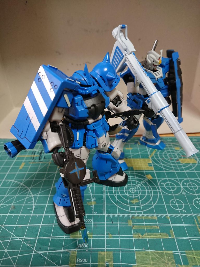 Gフレーム ザクⅡ プロトタイプガンダム–3枚目/制作者：simon