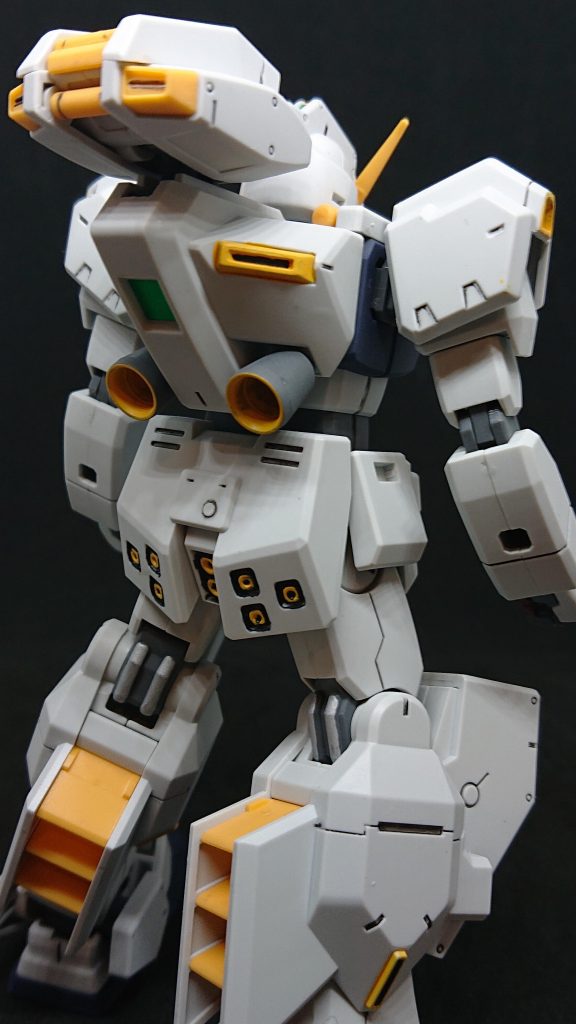 ジャンク品の為、いろいろ部品が欠けていました。