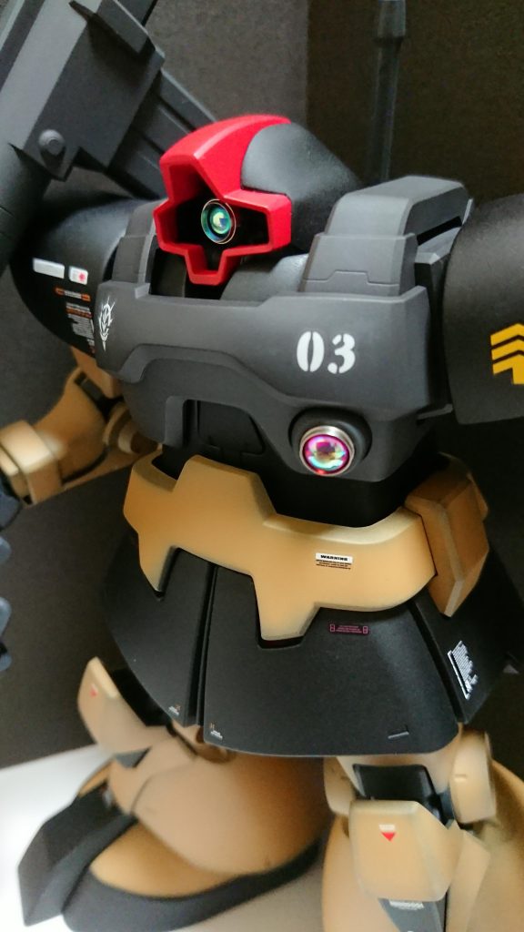 顔のクリアパーツは何も考えずトップコートを吹いてしまい駄目になってしまったので無しです(泣)代わりにハイキューパーツさんのプレートとドームを使用し、腹部も同様です。