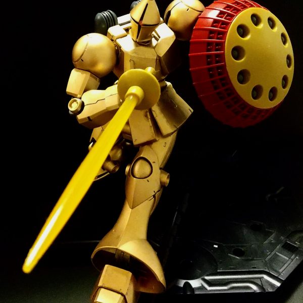 黄金の騎士ギャン