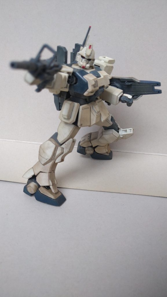 ウェザリングを施した時、これでいいかなぁ…と撮影してみたら思ったよりウェザリングが甘かった事に気付いた瞬間です…目では良くてもカメラ映り的によろしくなかったとは…