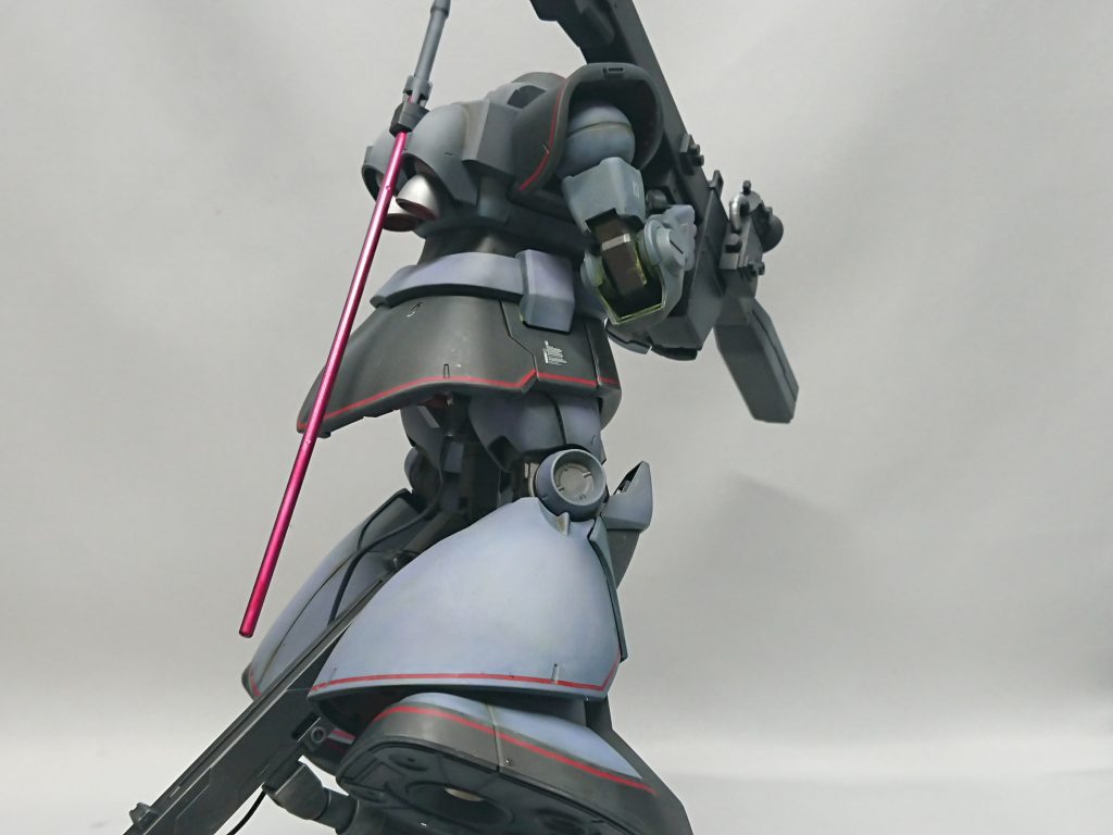 塗装は箱絵を参考になおかつリアルっぽく仕上げた　つもりです。