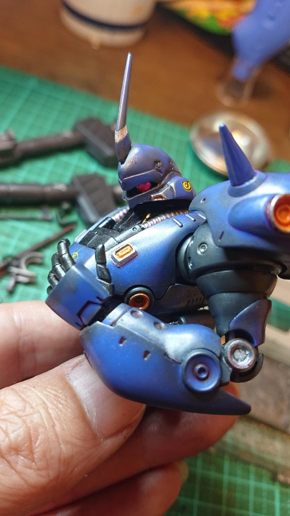 タミヤウェザリングマスターで汚してます。ガンメタです。