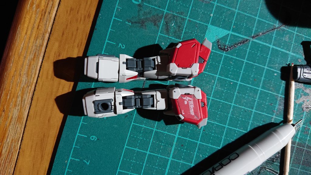 白浮きが目立ちますが、付属のリアリスティックデカールも多用しております。(まあお手軽なので、かっこいいですし)