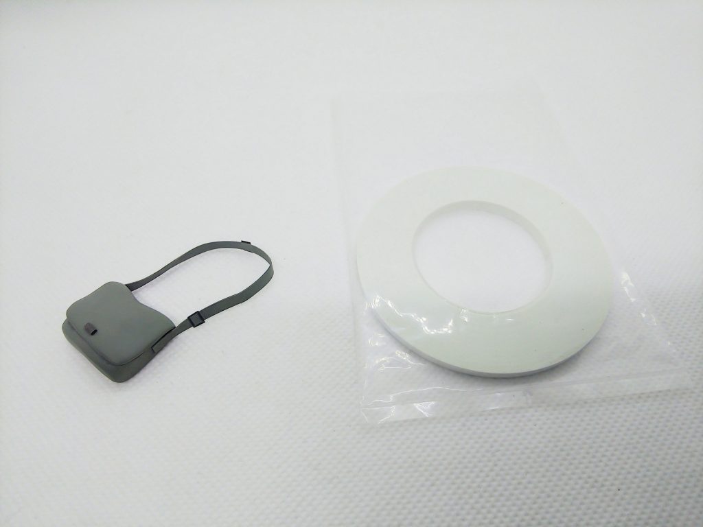 何気に今回のポイント、謎の肩掛けカバン。カバン部分はエポパテ。肩掛けベルトはタミヤの曲線マスキングテープを使用！これ良いアイデアでした。塗装も普通にできるし塗装後も曲げられます