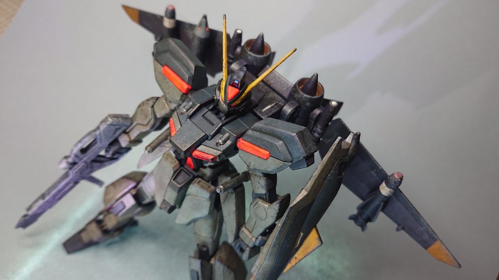 バックパックが独特ですよね。角度が変えられるのですが全体とのバランスとかみながら何度も何度も写真撮っちゃいました🤳