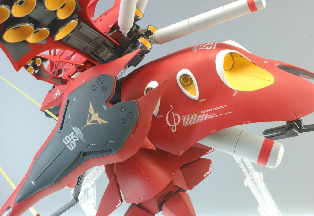 機体各所のコーションはすべて水転写デカールで、自作のものと社外品を織り交ぜて貼っております。もちろんデカールセッター＆ソフターを使用しております。