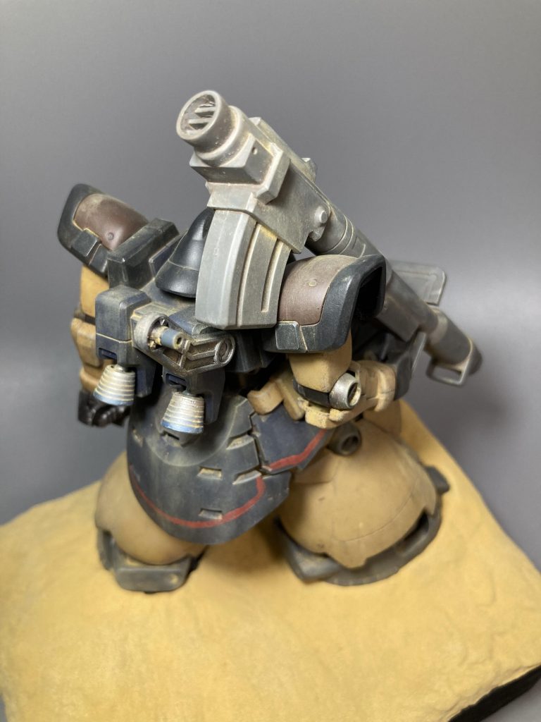 砂塵の中で/ドムトローペン重武装試作装備機–5枚目/制作者：yokuyoku