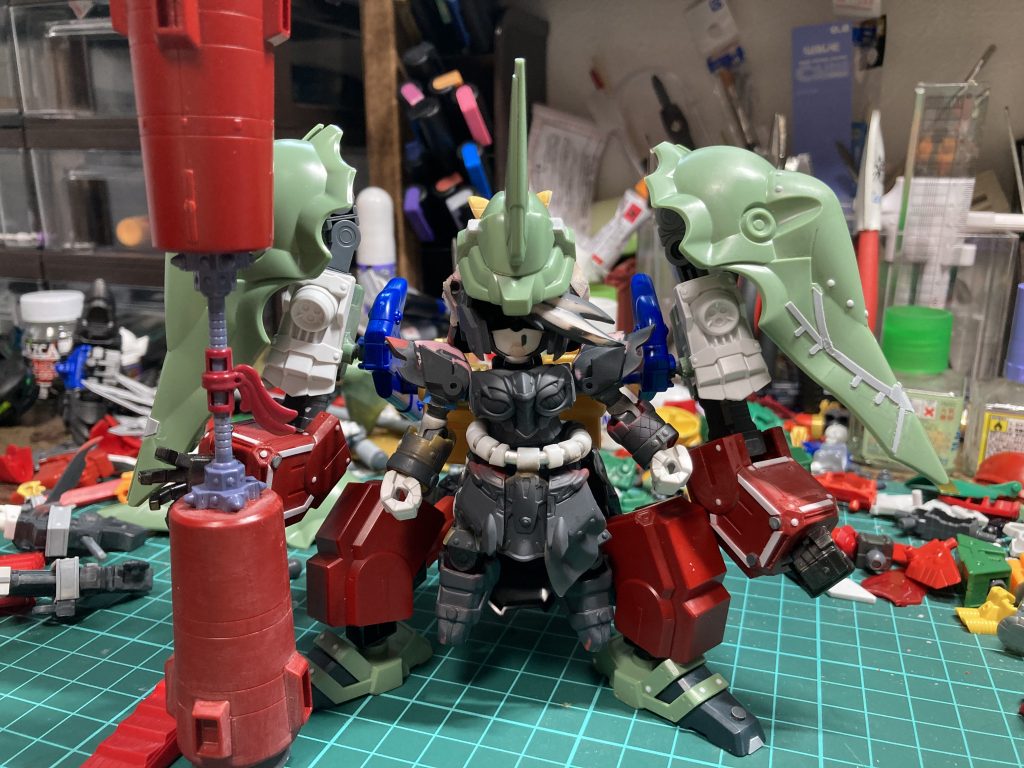 使用キット綱手…ヴァルキランダー、BB戦士シナンジュ、SDEXシナンジュ、貂蟬クシャトリヤなど駆車兎離弥…BB戦士クシャトリヤ、BB戦士ネオジオング、董卓ザク、BB戦士戦国アストレイなど。