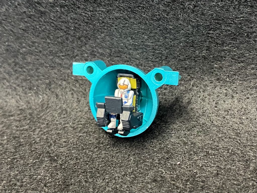 コックピットと、搭乗してるアムロも塗装。あんなに頑張って塗装したのに、もう観られないんだぜ…。