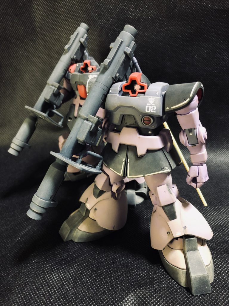 2回目ちょい役で登場のノーマル色ドムトローペンとパシャりやはりドムは地上用に限ると思いつつ、またHGUCドム/リックドムを購入する機会があったらリックドムを作りたいと思います。やっぱりビームバズーカを持ったドムも捨てがたいですもんね。最後までご覧いただきありがとうございました!