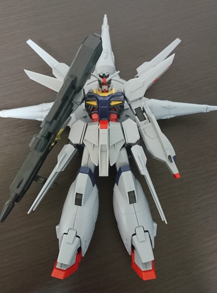 差し替えパーツの検討段階バランスがやや悪かったのでここからさらに胴体も手を加えました