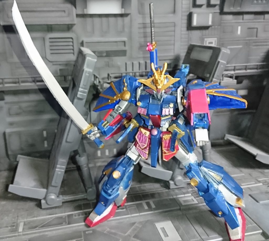 フルスクラッチの幅の広い刀　腕鎧はグレネードのとこを開けて作成