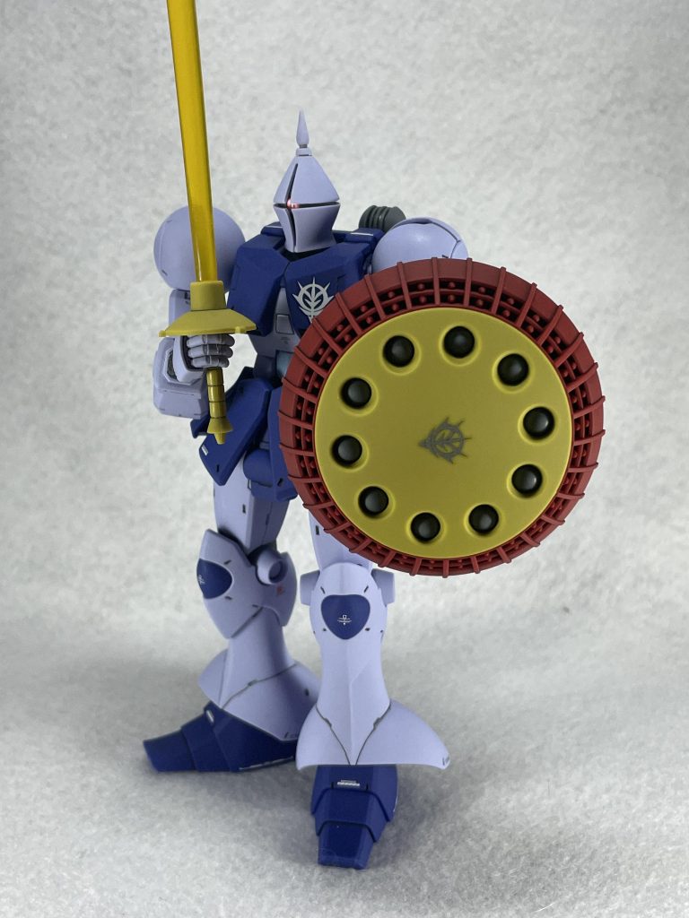 騎士のような立ち姿！