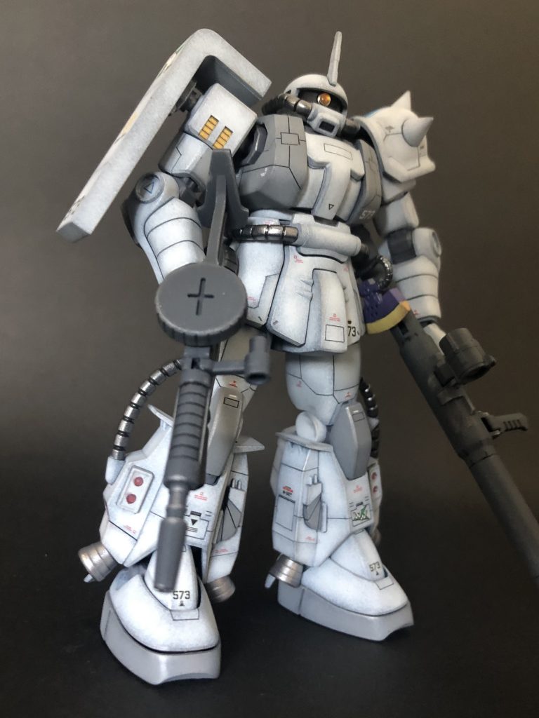 反対の角度から。胸部と大腿部はスジ彫り頑張りましたw。