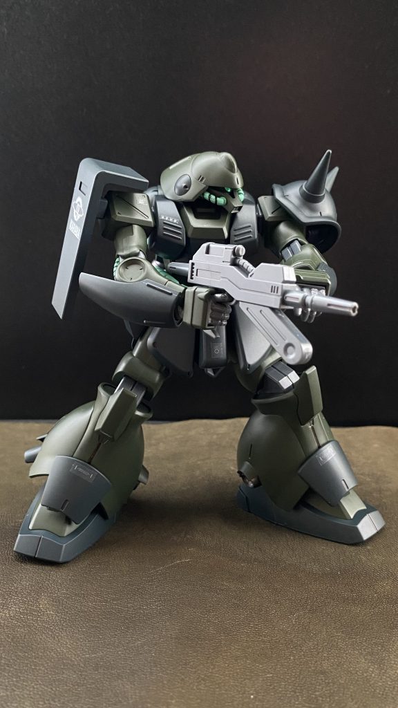 あと、写真が明るくてわかりづらいが、彩度を下げたネモカラーで塗装、わからんね。