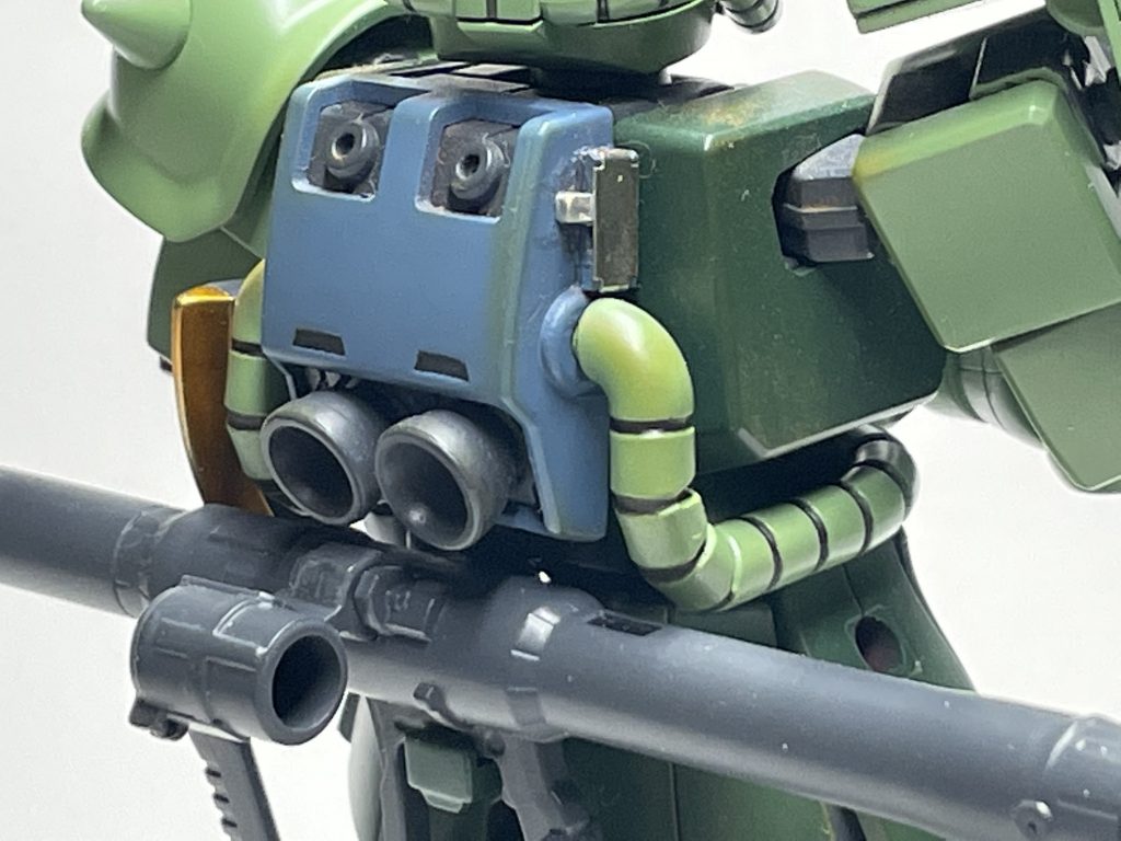 スライドスイッチは、ランドセル横に配置。