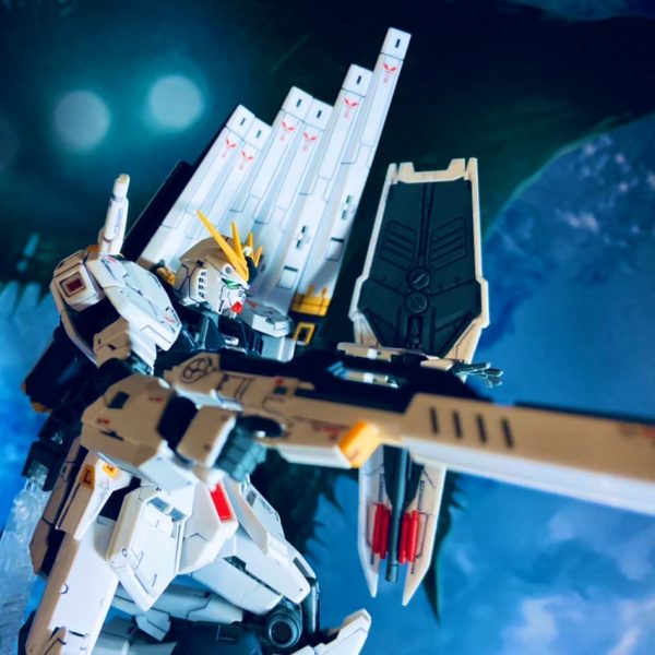 RG νガンダムは伊達じゃない😄