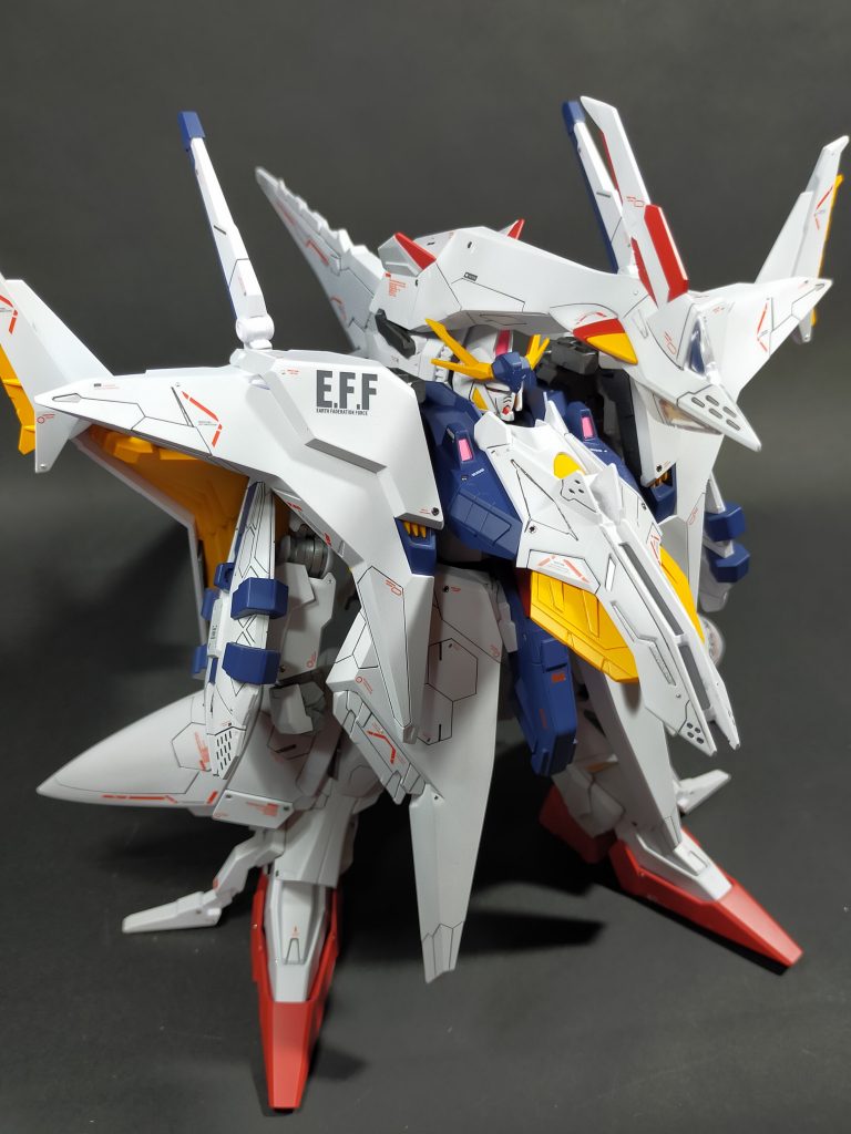 メタルパーツは3種類使っています。