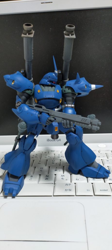 ちまちま1ヶ月以上かけて作りました。バズの合わせ目消しは、片方しかやってません。チェンマとビームサーベルは割愛。ガードフレーム、リーオー、ハロを並行してたのもあって時間かけ過ぎたが、これより前に百式に手を出していて、未だ完成に至ってない。ま、アレこれやるのも楽しみ方のひとつです。そろそろ、白い悪魔やらないとなぁ…