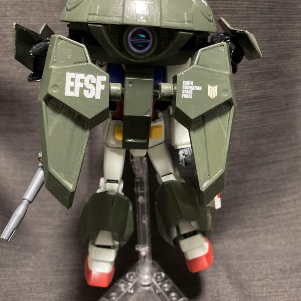 ウォドムポッドキャバリアー装備型ガンダム