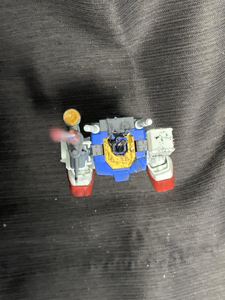 シャア側の視点。正直、「まだ動けるのか！？」とか思いますね、コレｗ