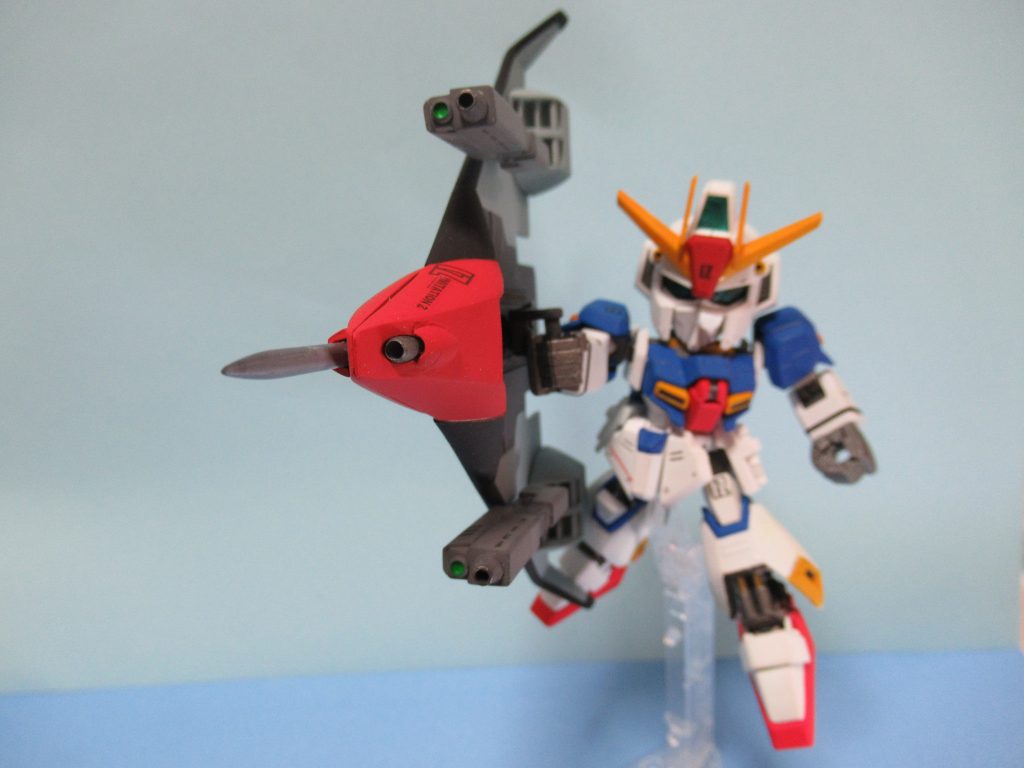 シールド先端にパイルバンカーを内蔵。