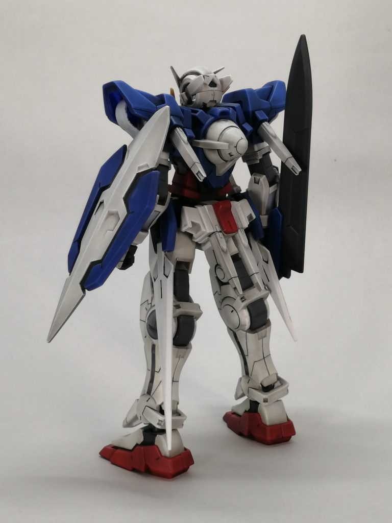 今見るとGNドライヴ固定してる爪の部品、塗装忘れてますね。エクシアの特徴的な部位なのに．．．(´;ω;｀)