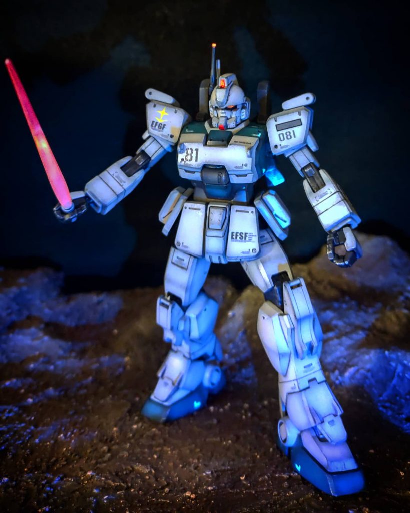 スジボリはさりげない程度に腕、脚、フロントアーマーにしてあります