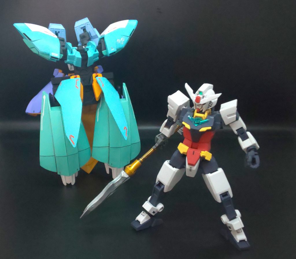 アリエスアーマーは、魔法の力で出現する特殊なアーマーです。素体のコアガンダムは、マジカルロッドが武器となります。