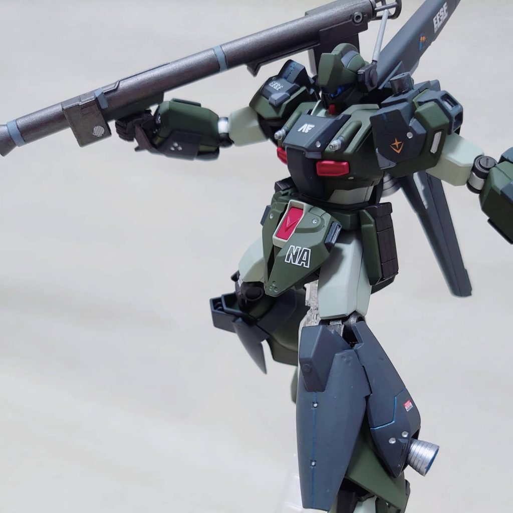 ミサイルポッドは外した