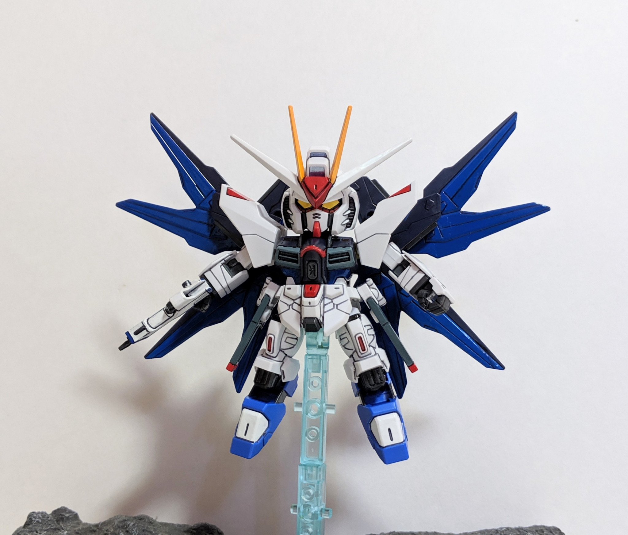 Sdガンダム デルタフリーダムガンダム ティエリア姉貴さんのガンプラ作品 Gunsta ガンスタ