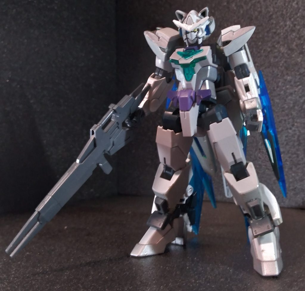 全体的にシンプルなカラーリングでネコっぽさを