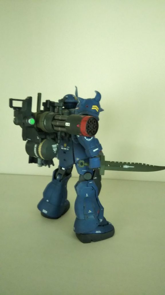 やはりサーベルが似合います。